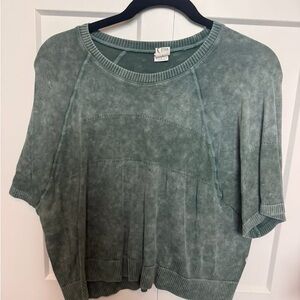 Zyia Crop Aurora Tee